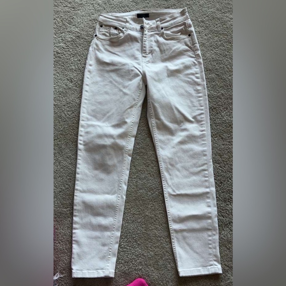 Ruti Women's white Jeans